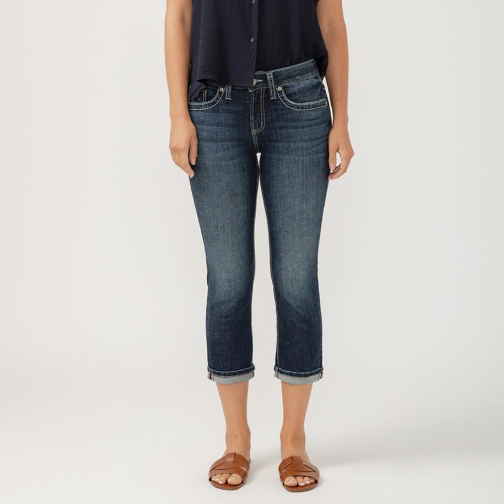 Silver Jeans Suki Mid Rise Capri NWT – Indigo Sz 34